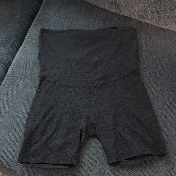 Beyond Yoga Black Bike Shorts - Picture 6 of 7